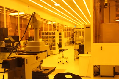 Photonics lab environment